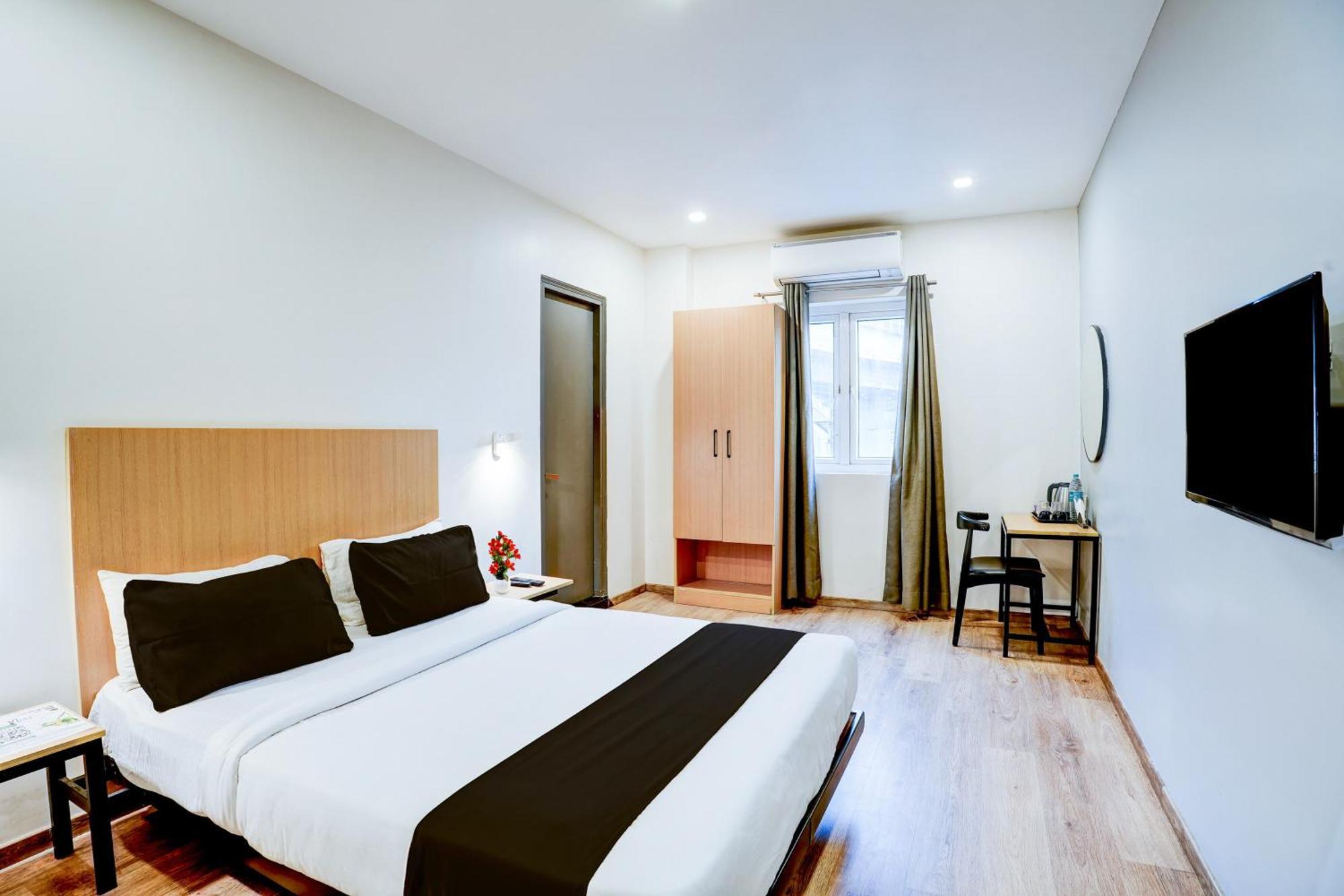Super Townhouse Ulsoor Near Halasuru Metro Station バンガロール エクステリア 写真